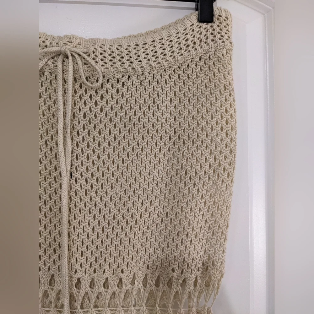 NWOT Tan Knit Cover Up Beach Skirt Size S - Picture 3 of 3